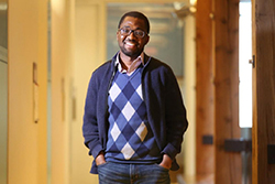 <br />
Ismael Mourifié